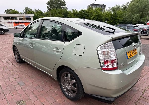 Toyota Prius cena 25000 przebieg: 240000, rok produkcji 2007 z Warszawa małe 631